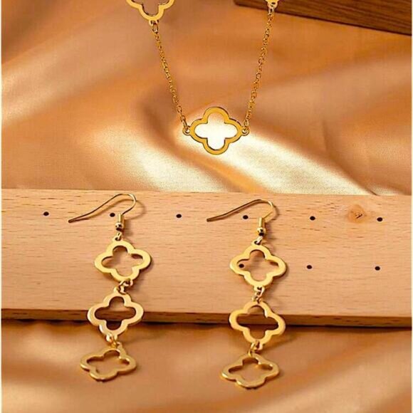 Gold Four Leaf Clover Necklace Earrings Set Luxury Dangle Two Piece Set - Picture 4 of 6